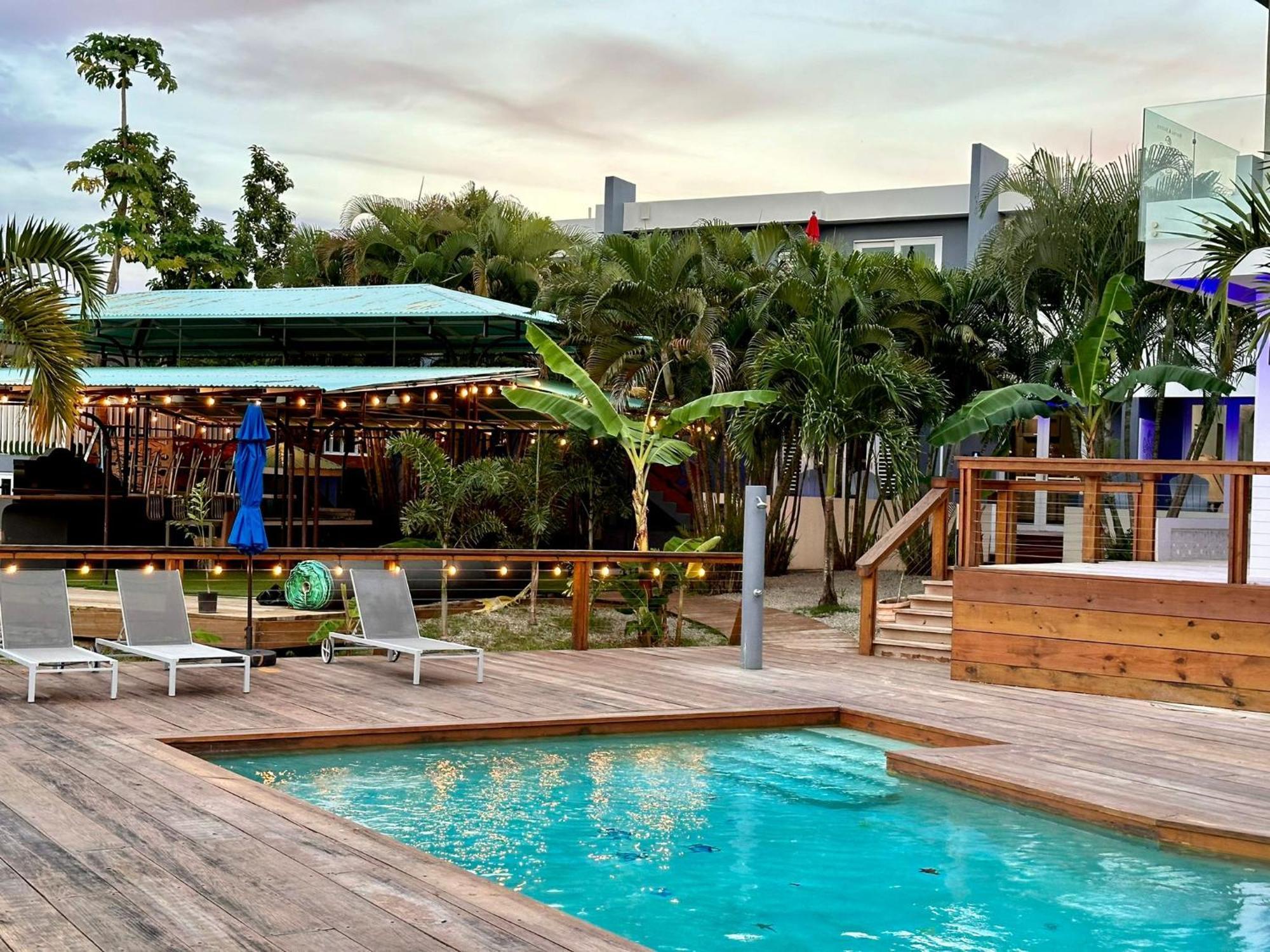 Old Crow Hotel And Suites Vieques Exterior foto
