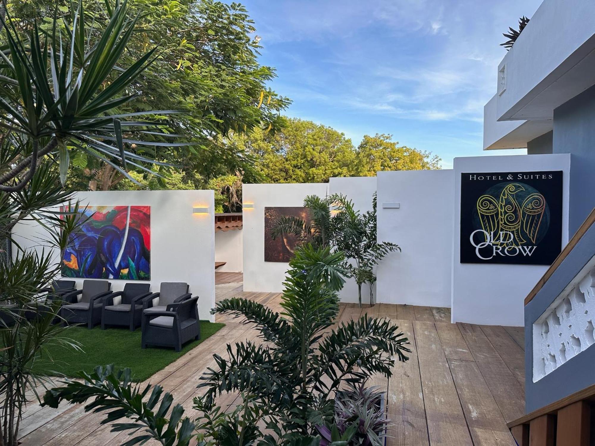 Old Crow Hotel And Suites Vieques Exterior foto